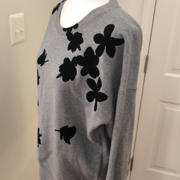 J CREW Embroidered flower sweatshirt, NWT - Picture 3 of 9